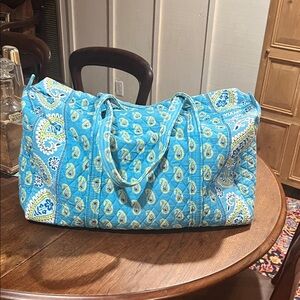 Vera Bradley Retired Bermuda Blue Pattern Large Duffel Bag